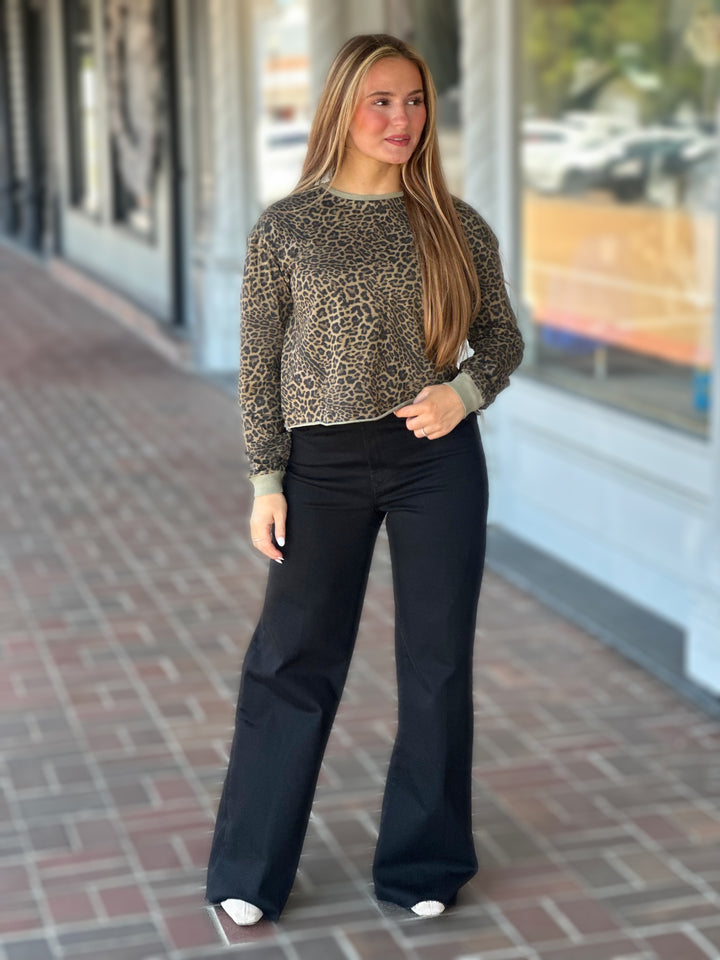 Dear John Fremont Tee in Vetiver Leopard