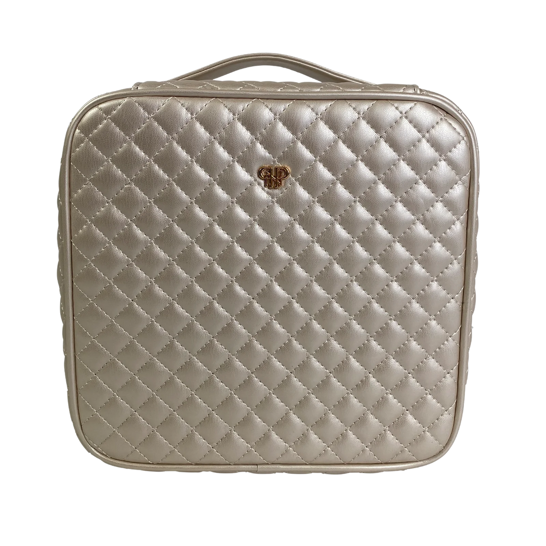 Mini Diva Makeup Case - Timeless Quilted in Pearl
