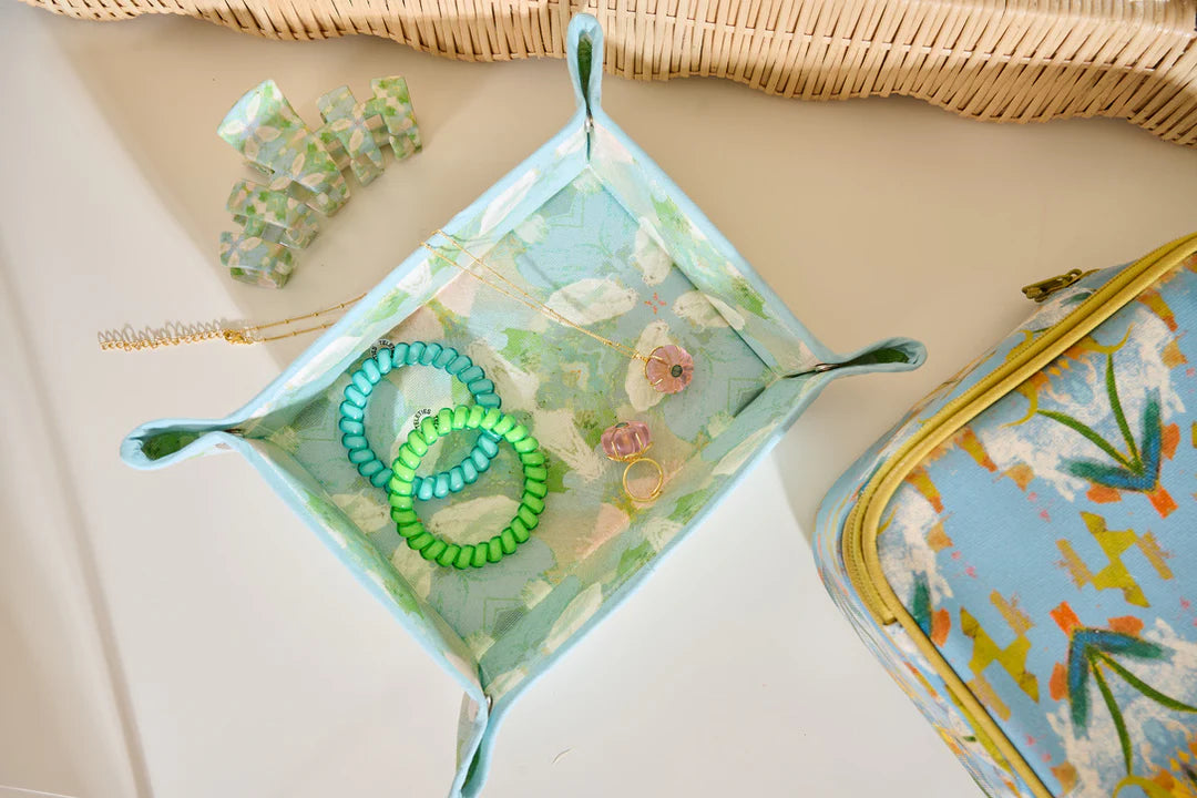 Laura Park Snap Tray in Elephant Falls