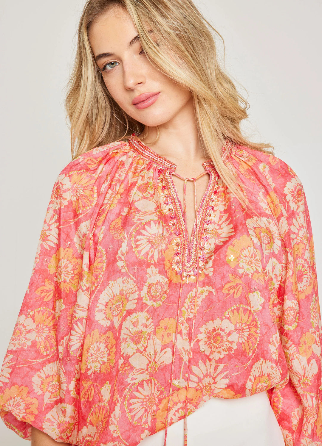 bella tu Natalie Peasant Top in Coral