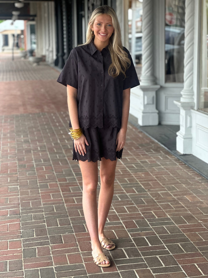 Dylan Stella Short Sleeve Button Up Top in Black