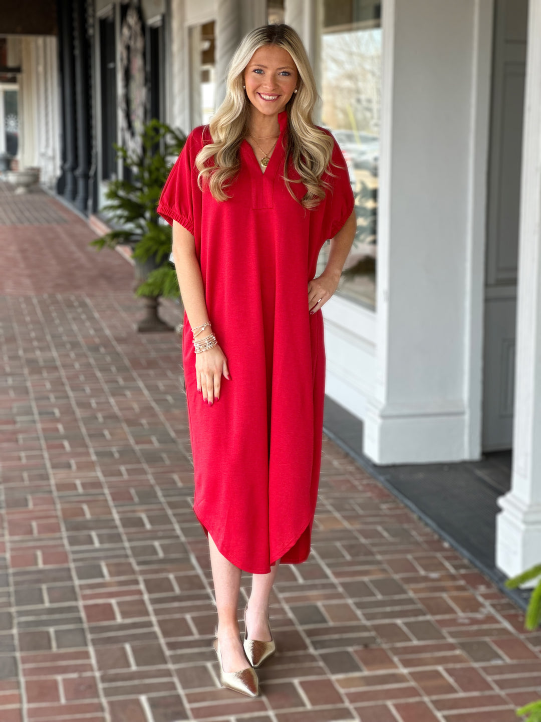 Classic Midi Pocket Dress in Red