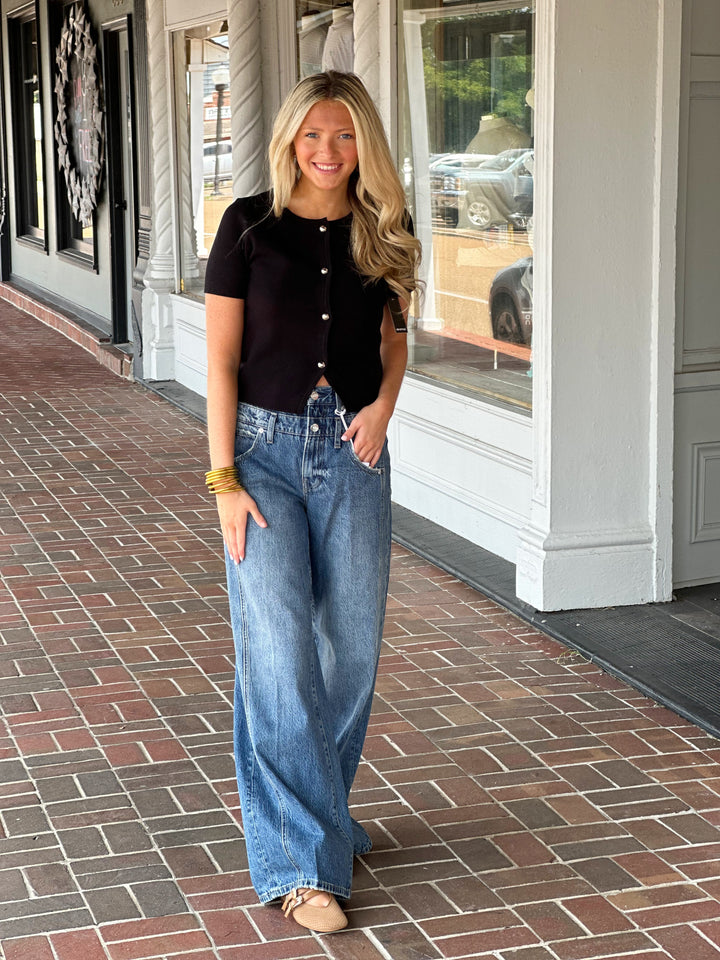 Short Sleeve V-Neck Vest in Black