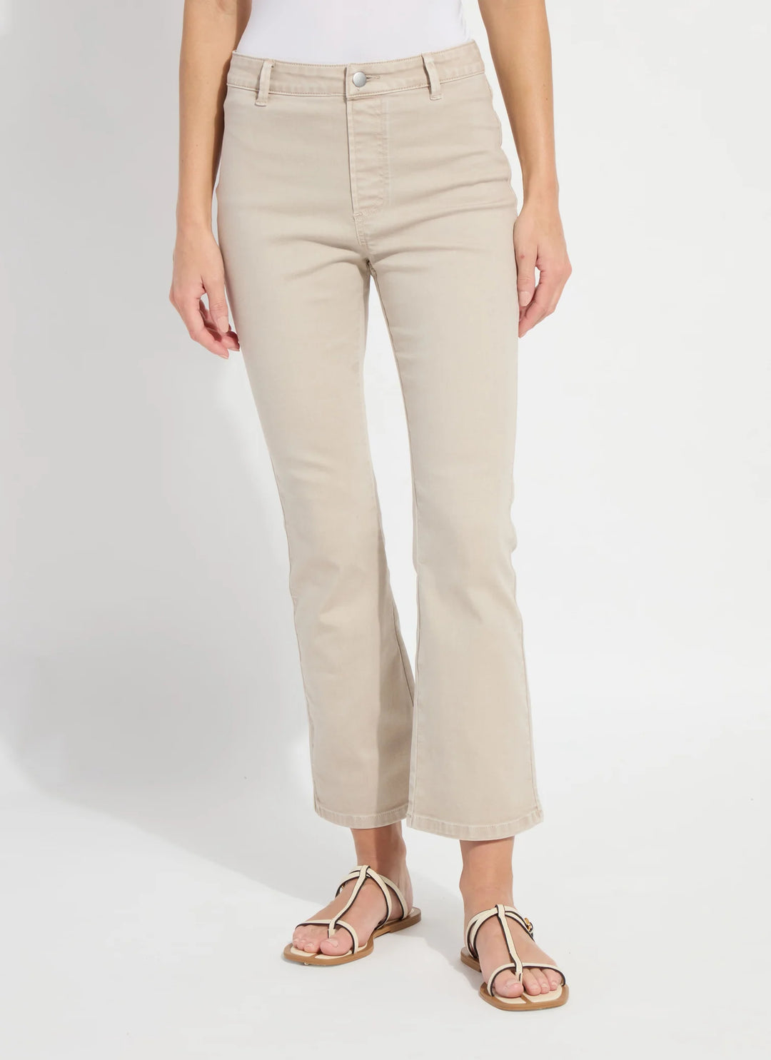Lysse Ankle Estelle Everyday Flare Denim in Asutex Crisp Chino