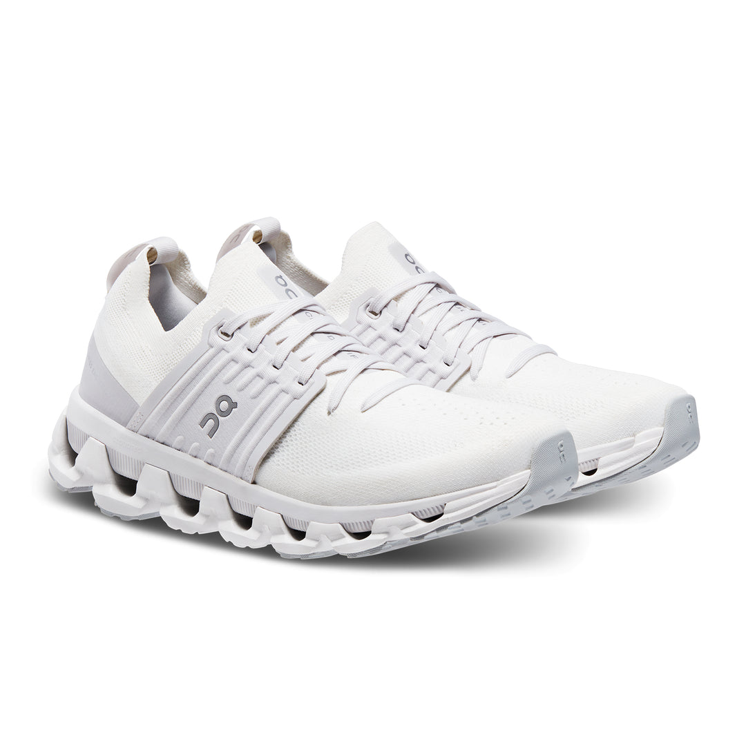 Women's On Cloudswift 3.0 Running Shoe in White / Frost