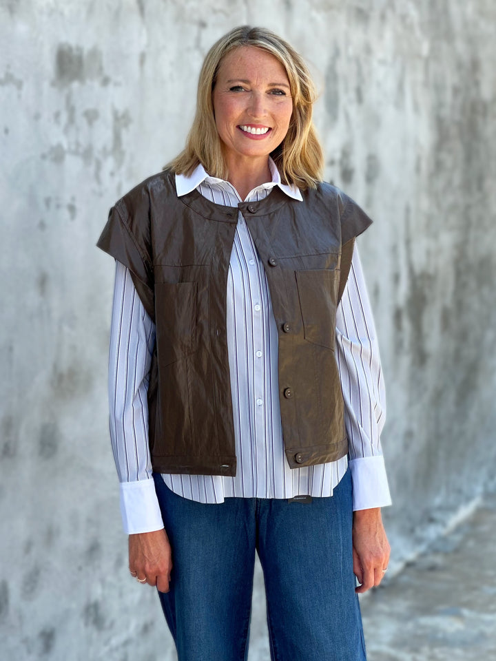 Jonnica Leather Vest in Brown
