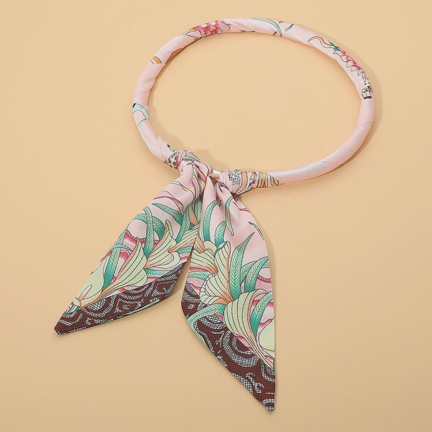 Fabric Scarf Magnetic Necklace in Light Pink