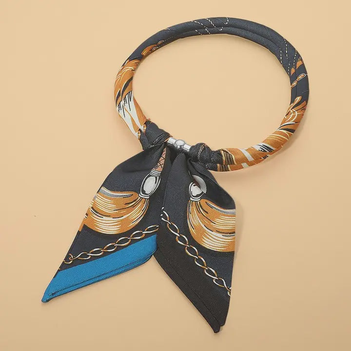 Fabric Scarf Magnetic Necklace in Navy