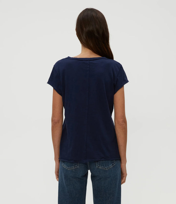 Michael Stars Baxter V-Neck Tee In Nocturnal Navy