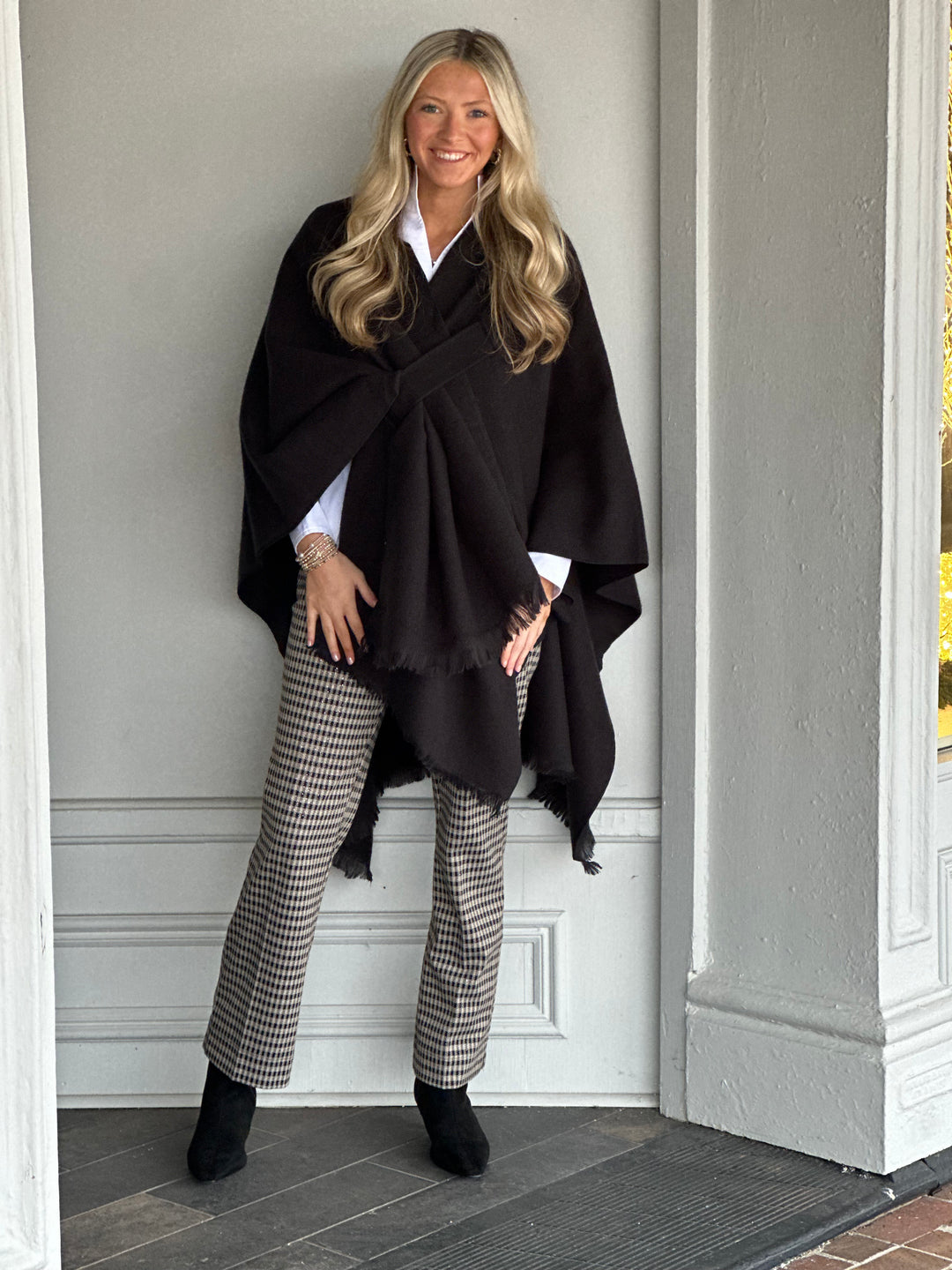 Simple Solid Color Shawl in Black