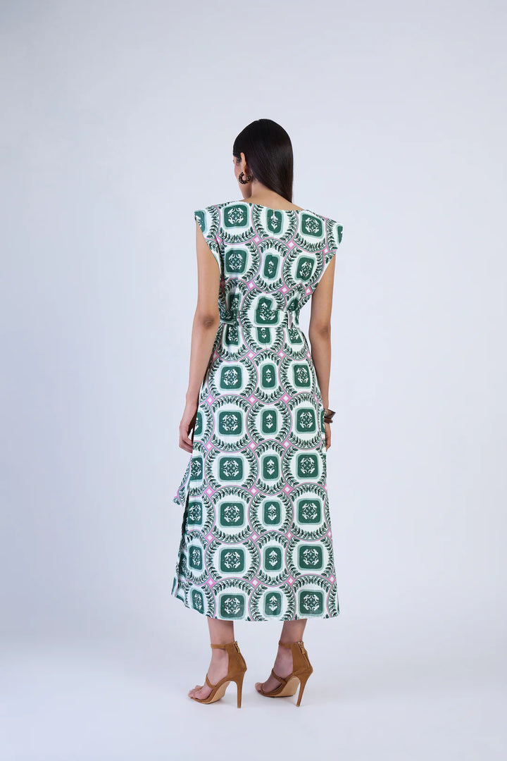 Beyond By Vera Perry Dress in PALERMO EMERALD