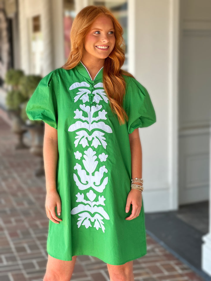 Green Baroque Floral Applique Solid Shift Dress