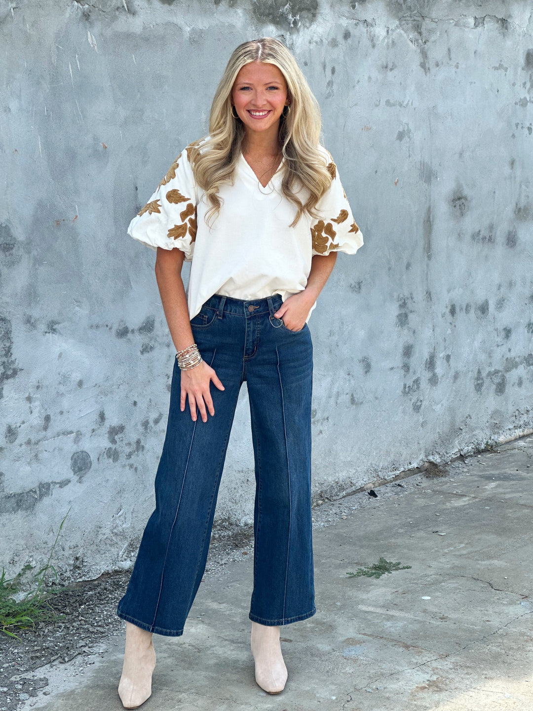Puff Floral Sleeve Cream Top