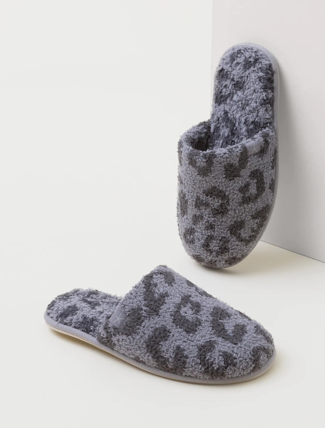 Barefoot Dreams CozyChic® Barefoot In The Wild® Slipper in Graphite / Carbon