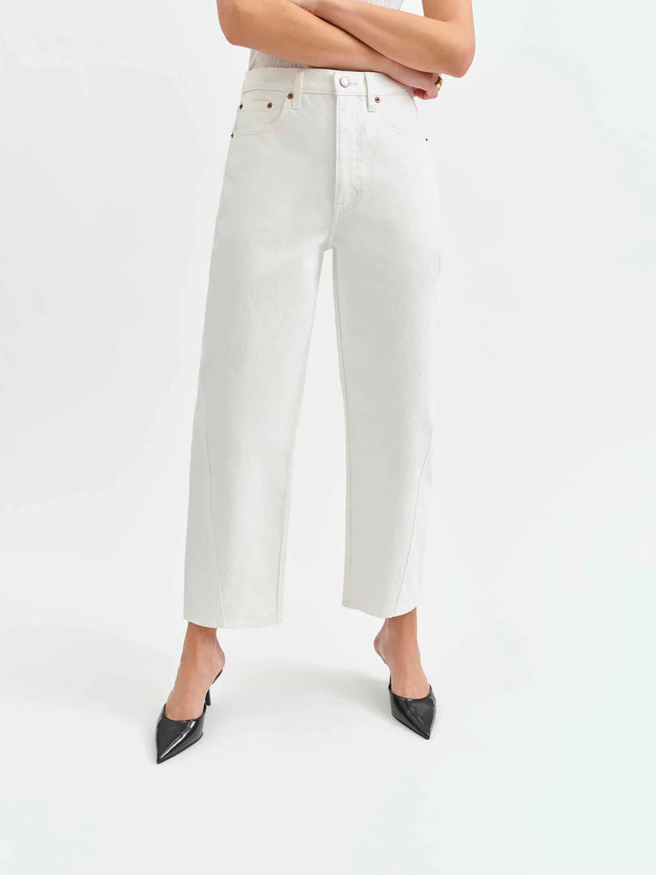 Daze Denim Westward Barrel Leg Jean in Swan White