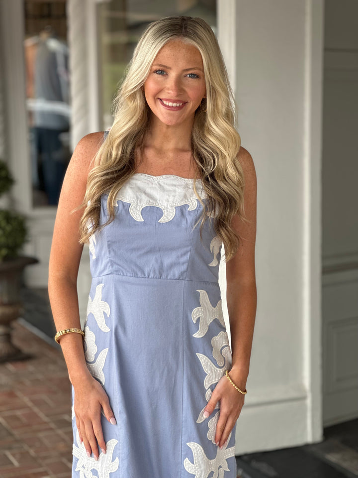 Anna Cate Denver Midi Dress in Light Blue Motif