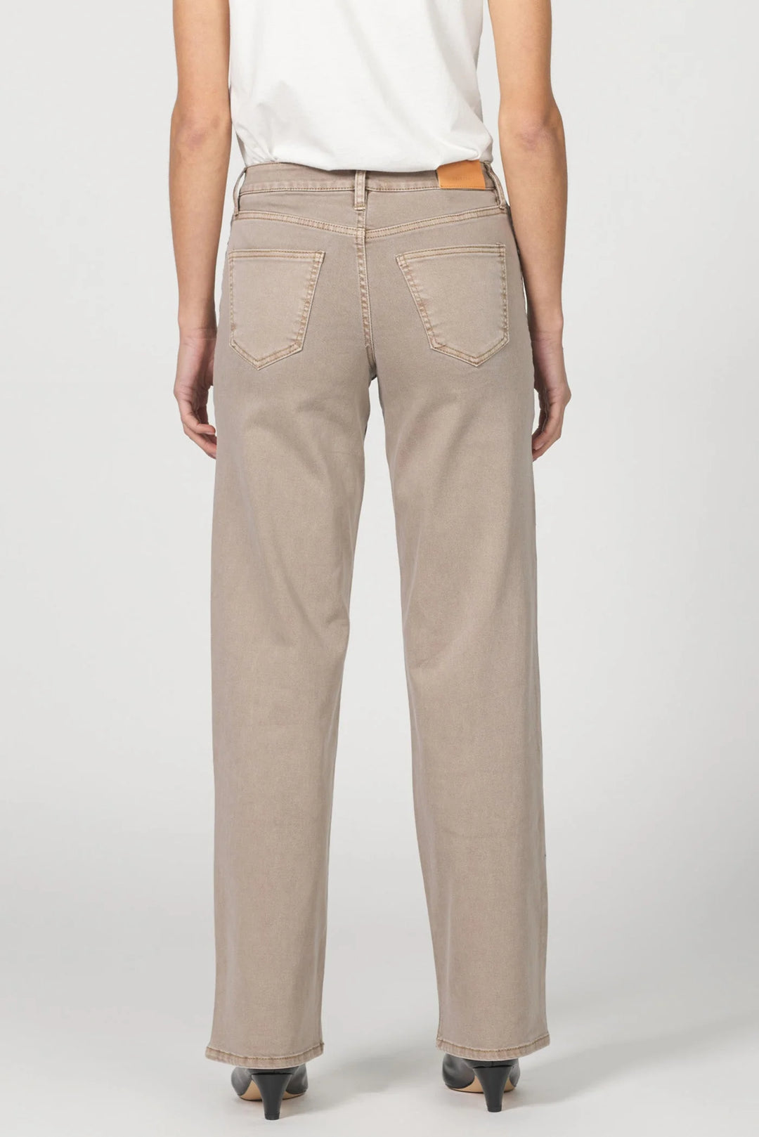 Dear John Taylor Straight Leg Jeans in Cashmere