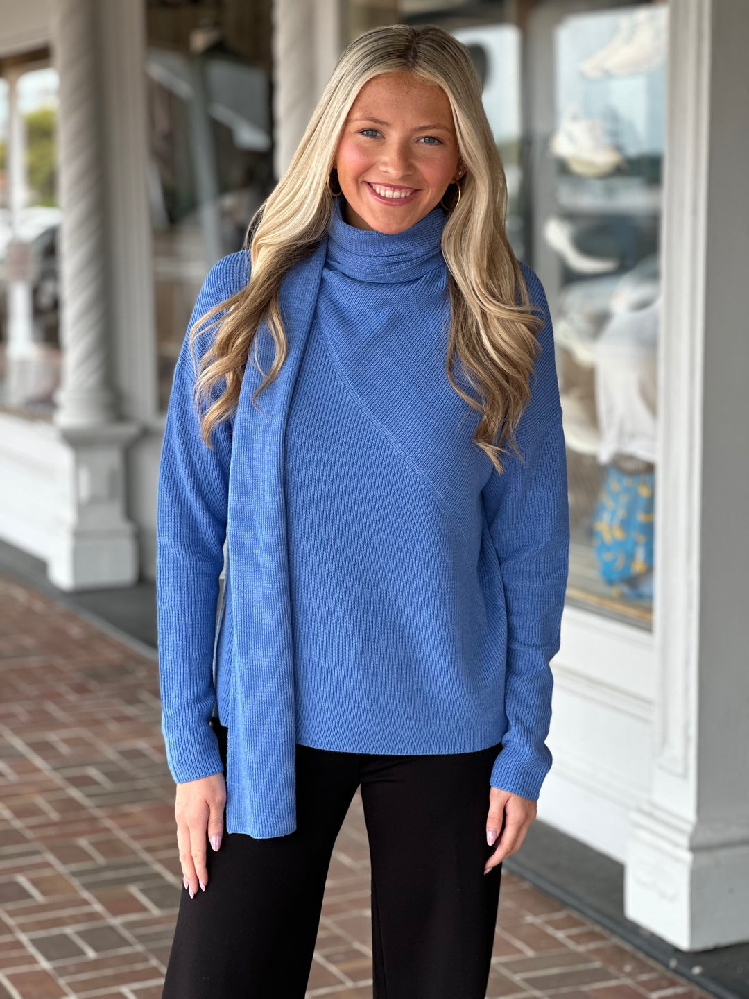 Elliott Lauren Long Sleeve Cable Knit Blue Sweater