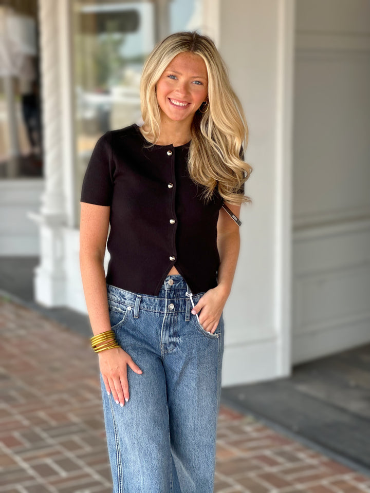Short Sleeve V-Neck Vest in Black