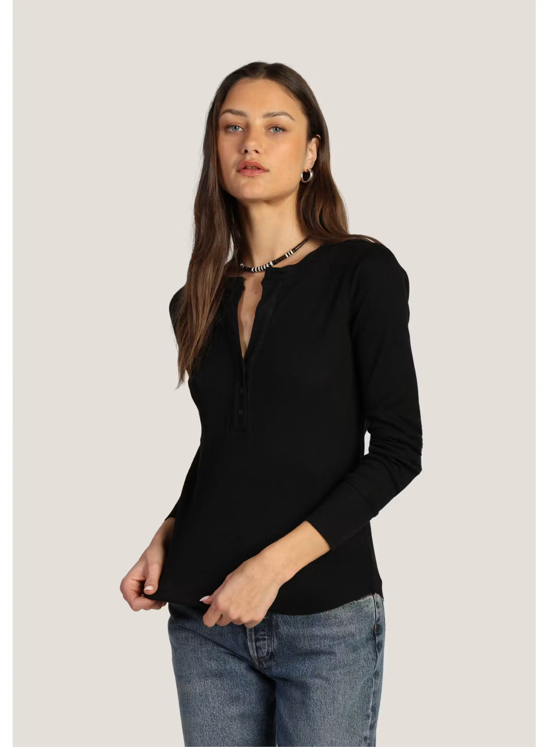 Dylan Reese Rib Tee in Black