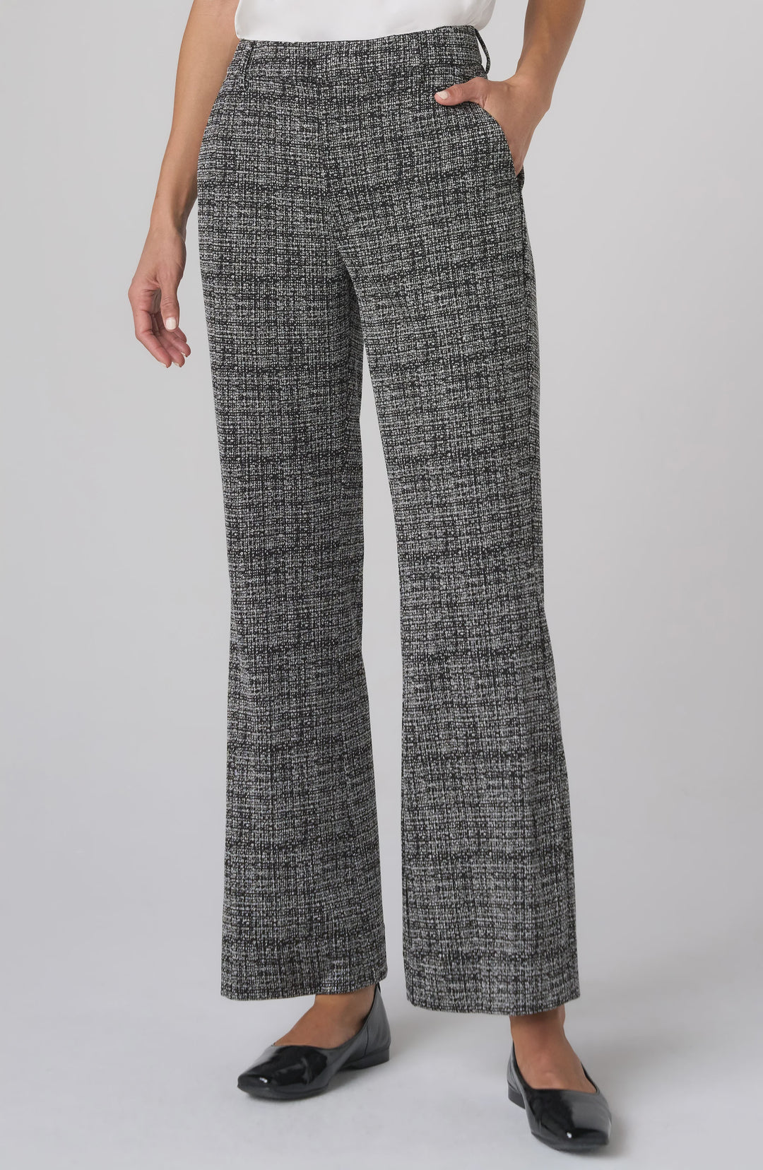 Liverpool Los Angeles Ankle Flare Trouser W/ Slit Hem in Black Tweed