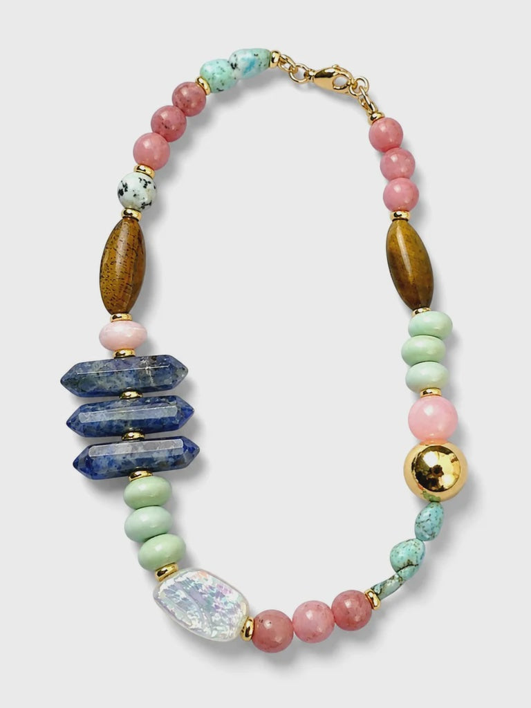 QUEEN BEAD Necklace
