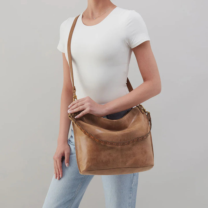Hobo Pier Shoulder Bag in Whiskey