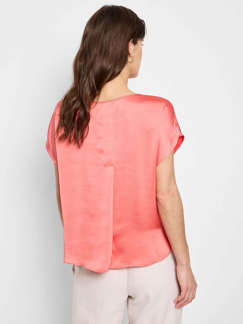 Nic + Zoe Day Gloss Woven Tee in Guava