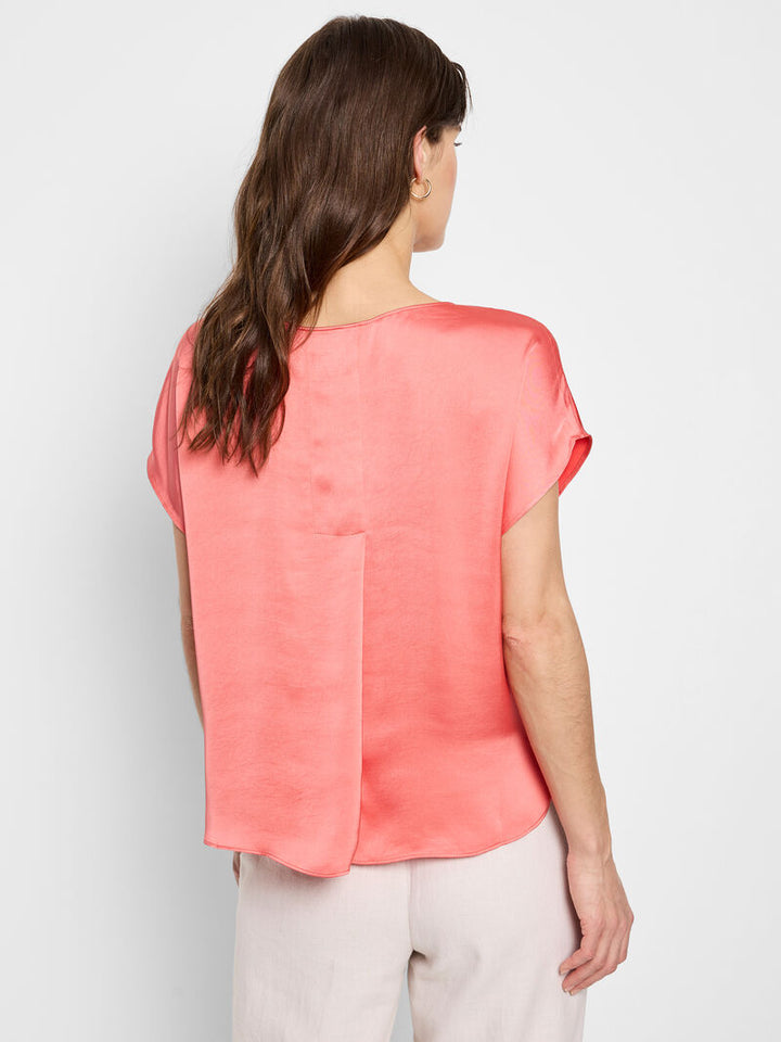 Nic + Zoe Day Gloss Woven Tee in Guava