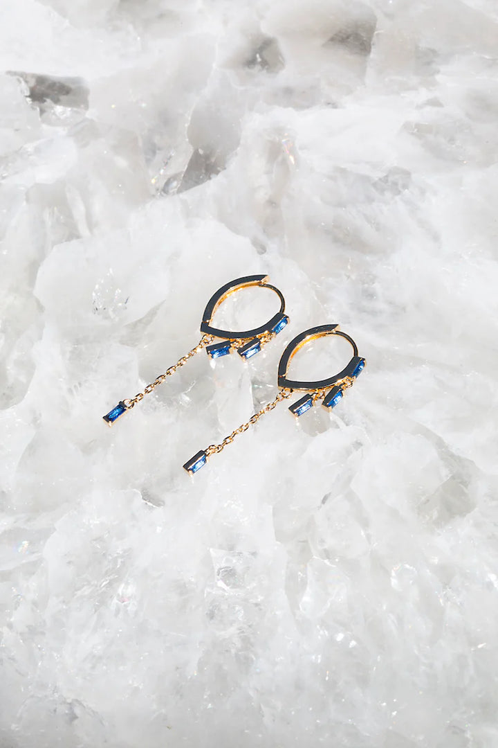 Native Gem Sparkler Huggies in Blue Sapphire