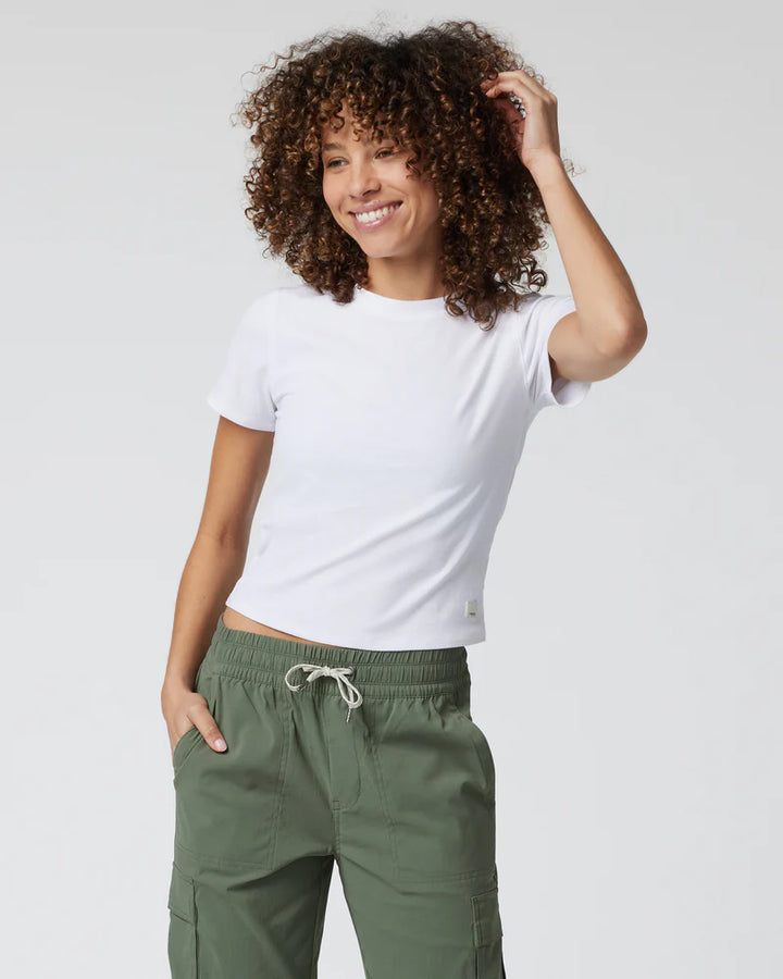 vuori Women's Pose Fitted Tee in White