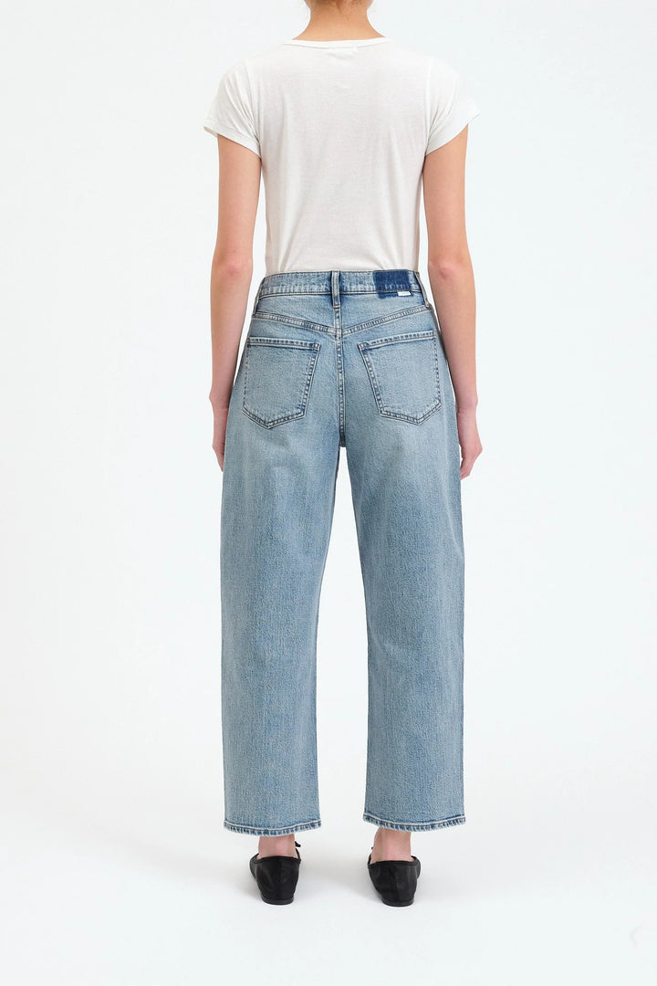 Daze Denim Westward Barrel Leg Jean in Blur