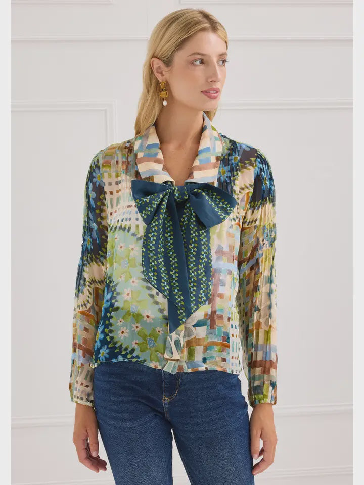 Alivia The Cassie Shirt in Mosaic Medow