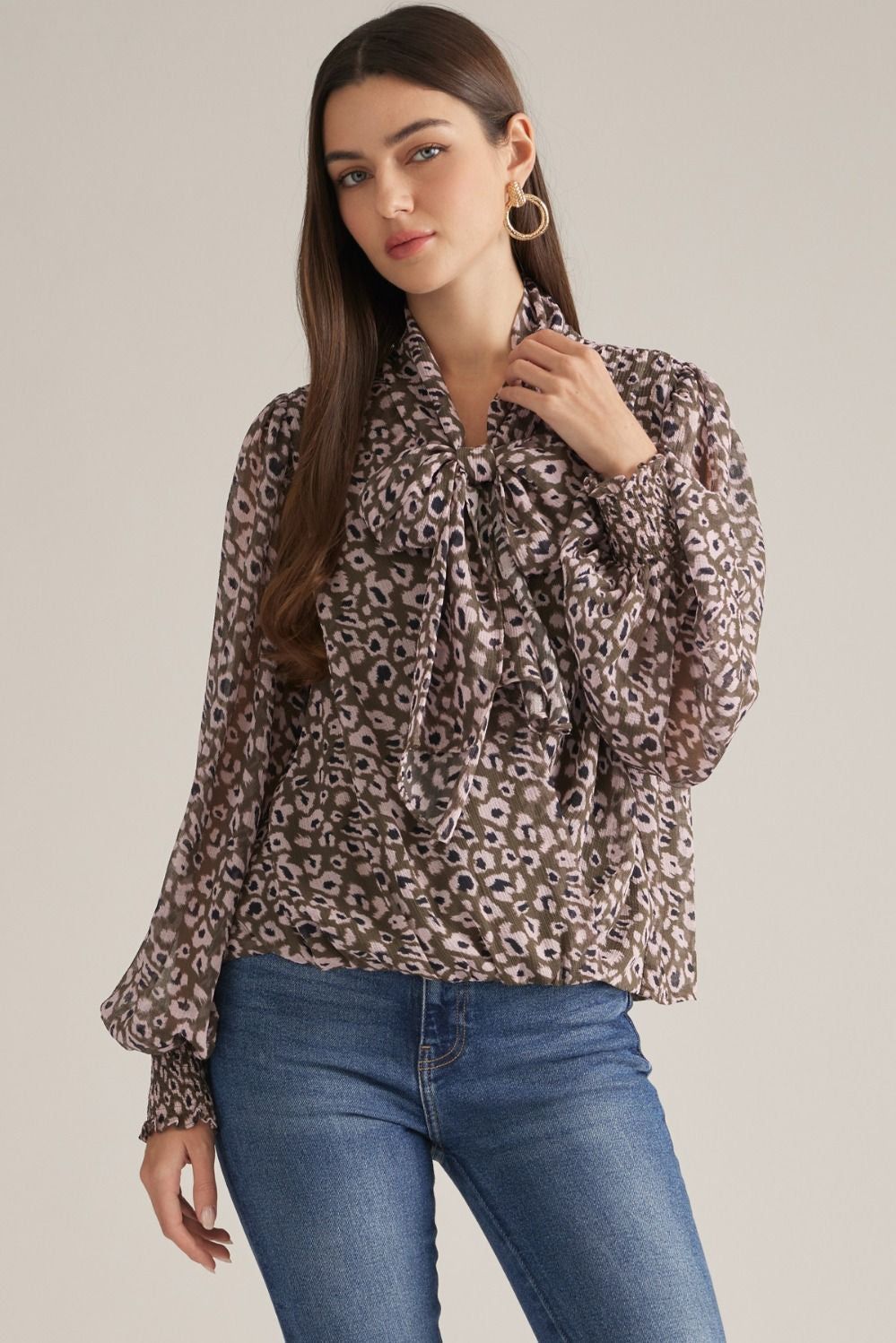 Leopard Print Long Balloon Sleeve Top in Pink Print