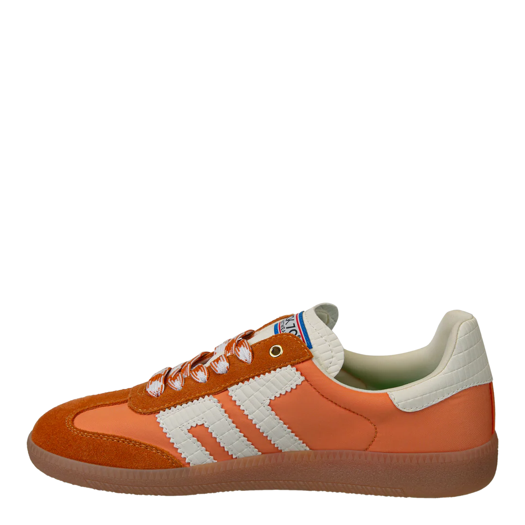 Back 70 GHOST in ORANGE