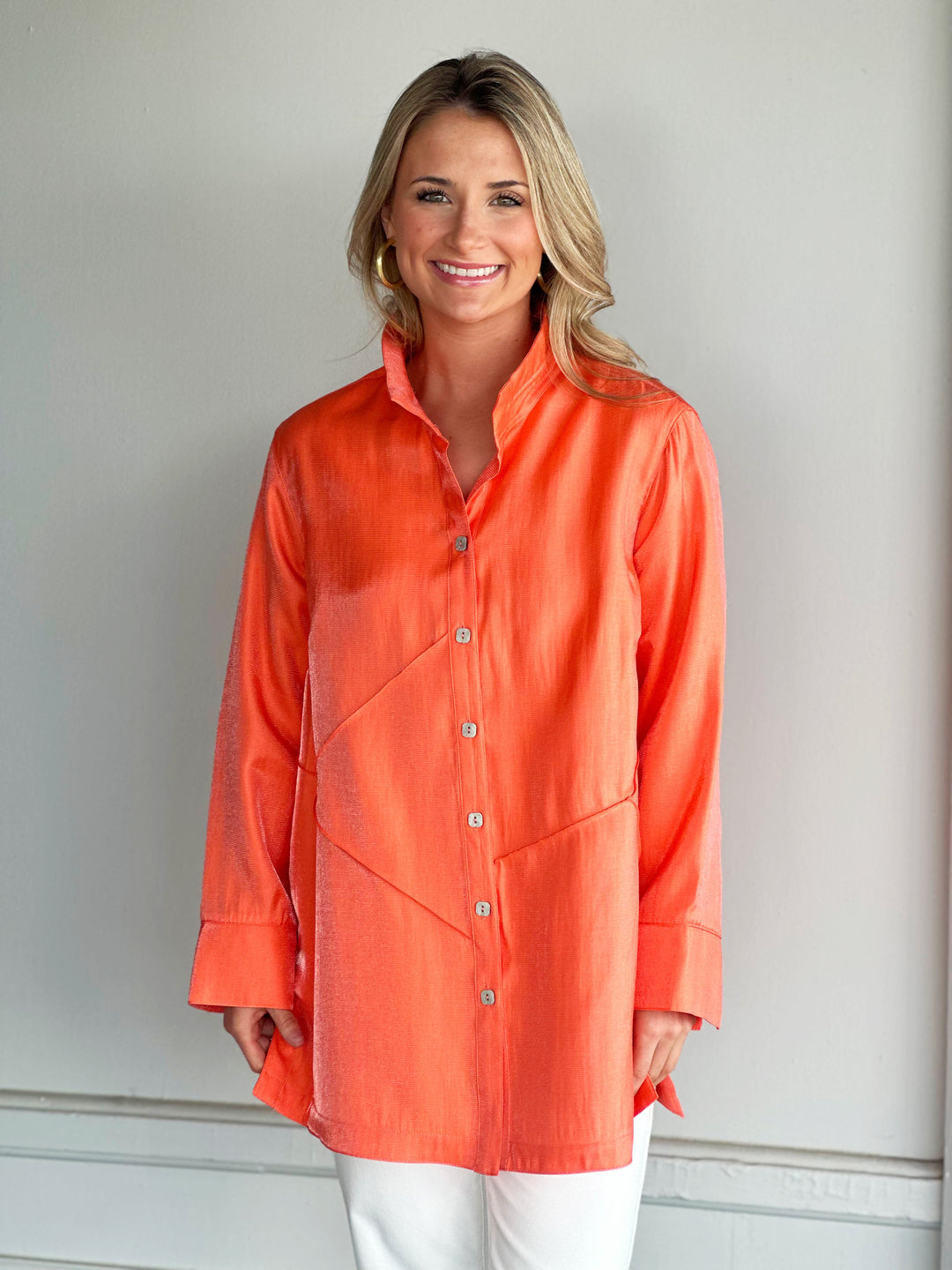 A La Carte Shimmer Shirt in Coral