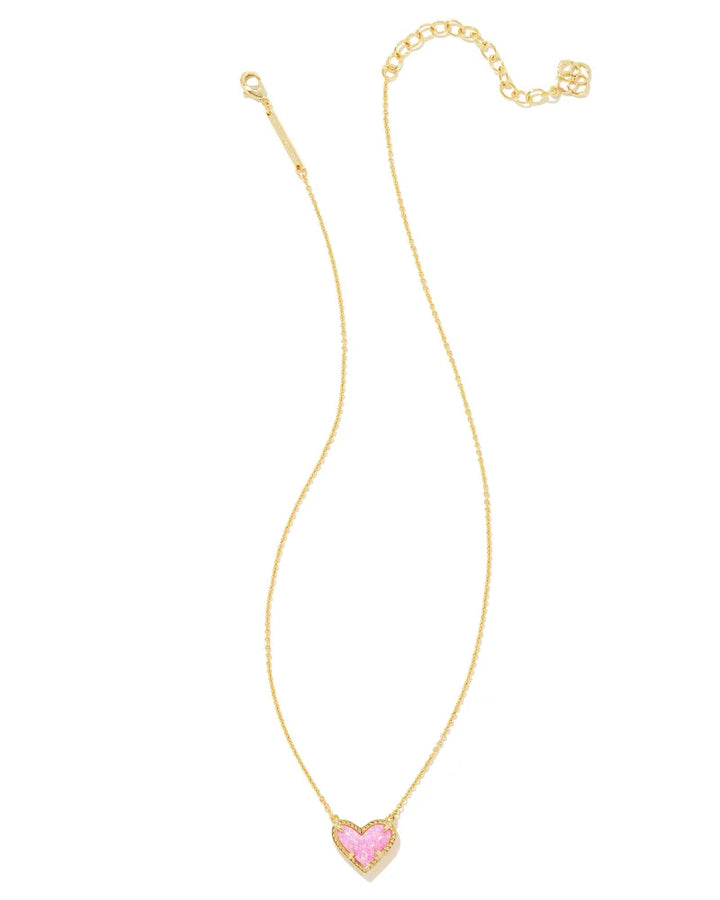 Kendra Scott Ari Heart Gold Pendant Necklace in Bubblegum Pink Kycocera Opal