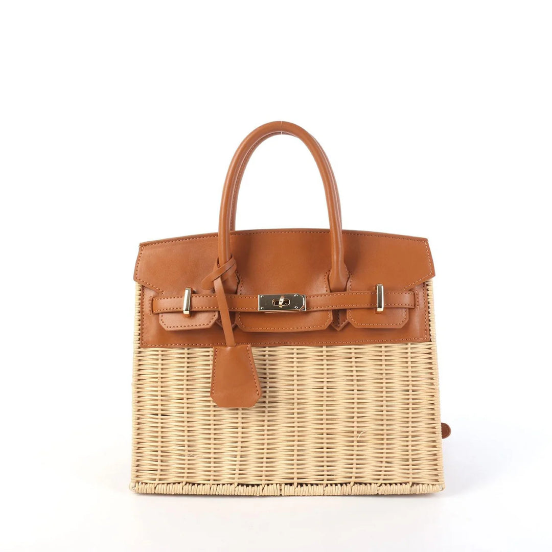Lisi Lerch Margo in Camel