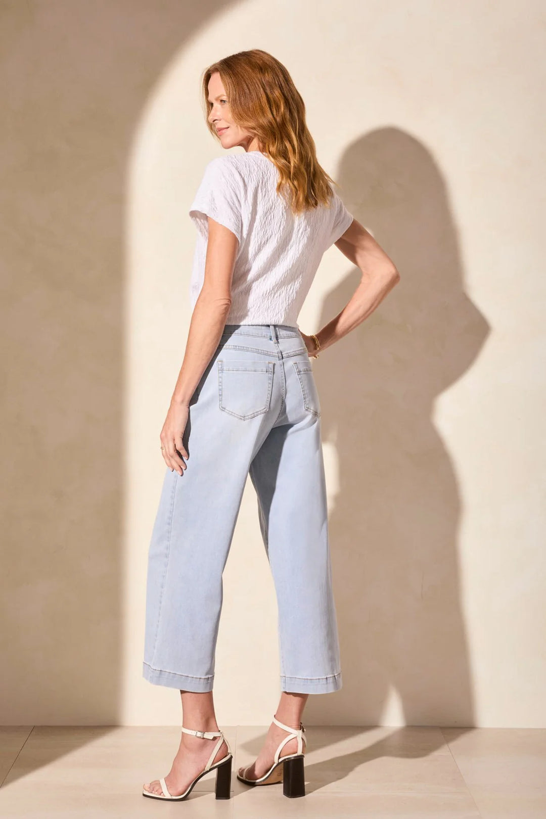 Tribal Audrey Comfort Stretch Pull-On Cropped Wide Leg Jeans in Lt. Surf