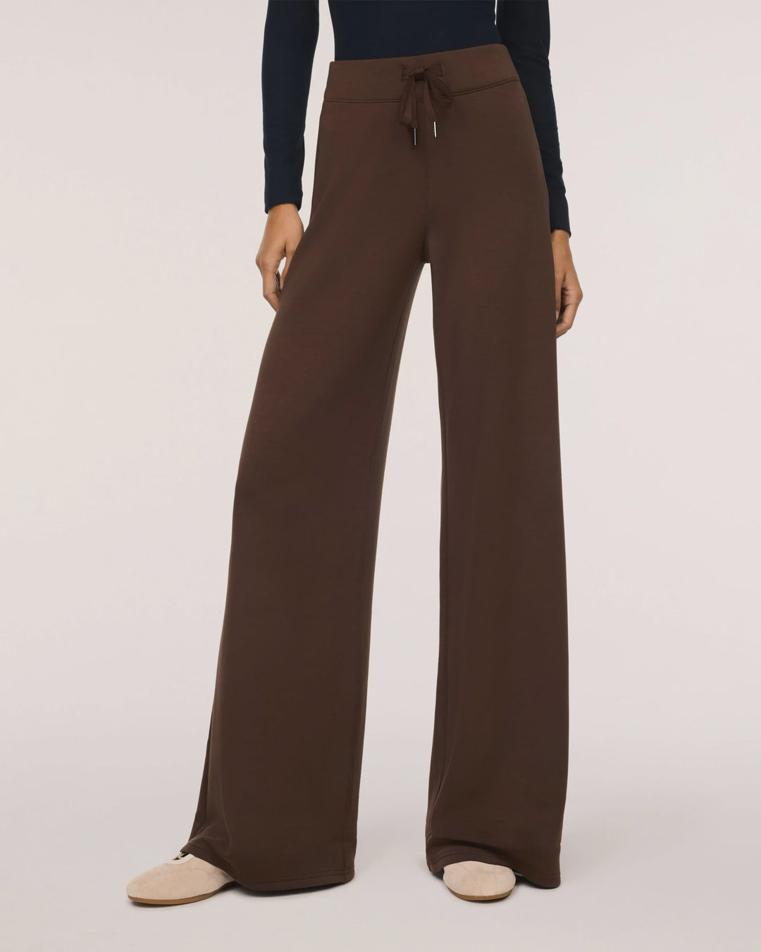 SPANX AirEssentials® Wide Leg Pant in Umber Root