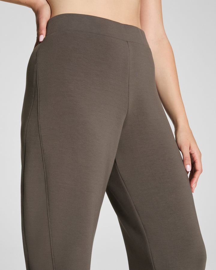 SPANX AirEssentials® Barrel Pant in Mineral