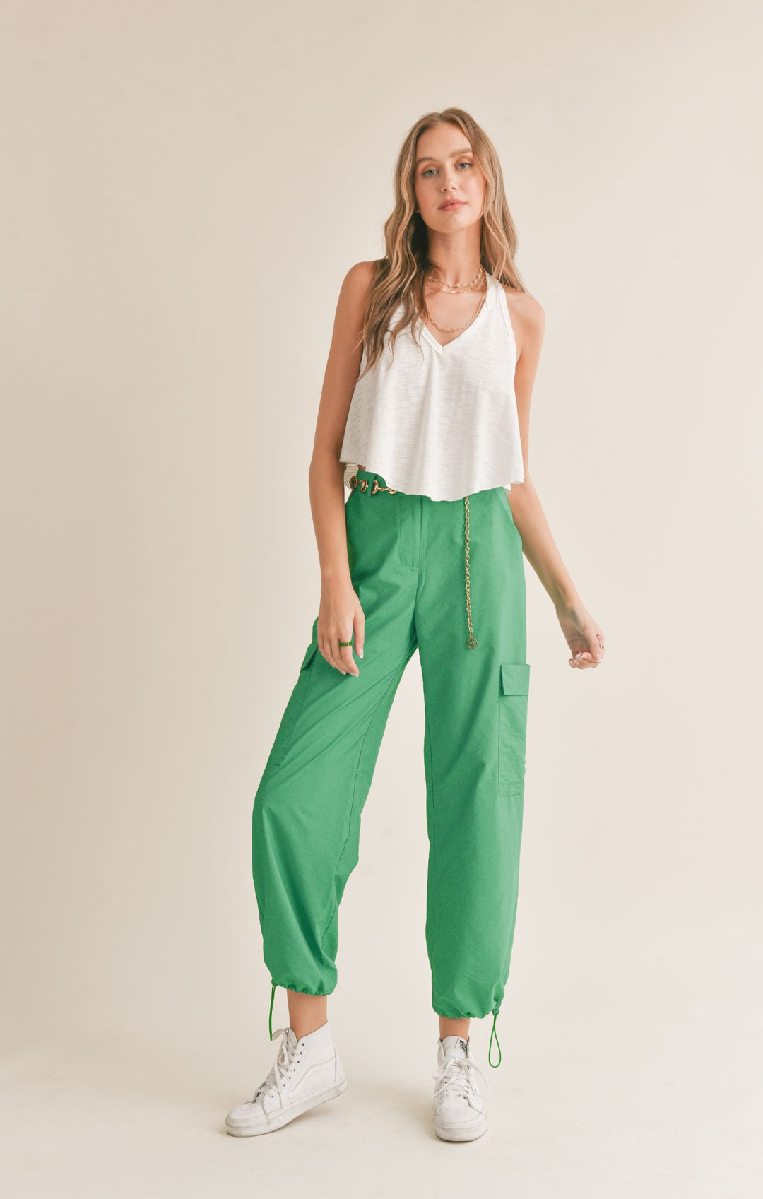 Airy Cargo Pants In Kelly Green