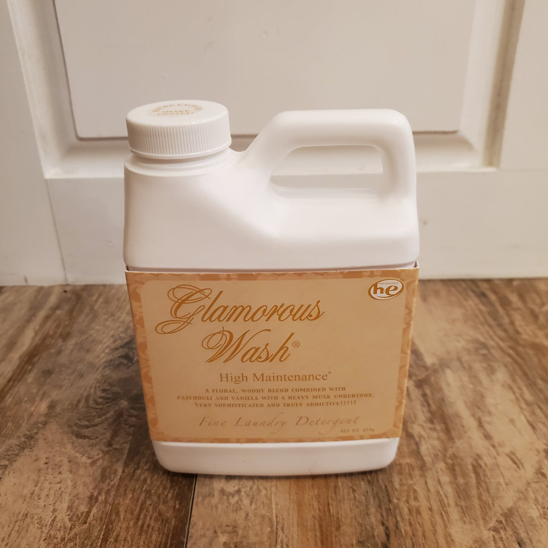 Tyler Small Glamorous Wash in High Maintenance (16oz)