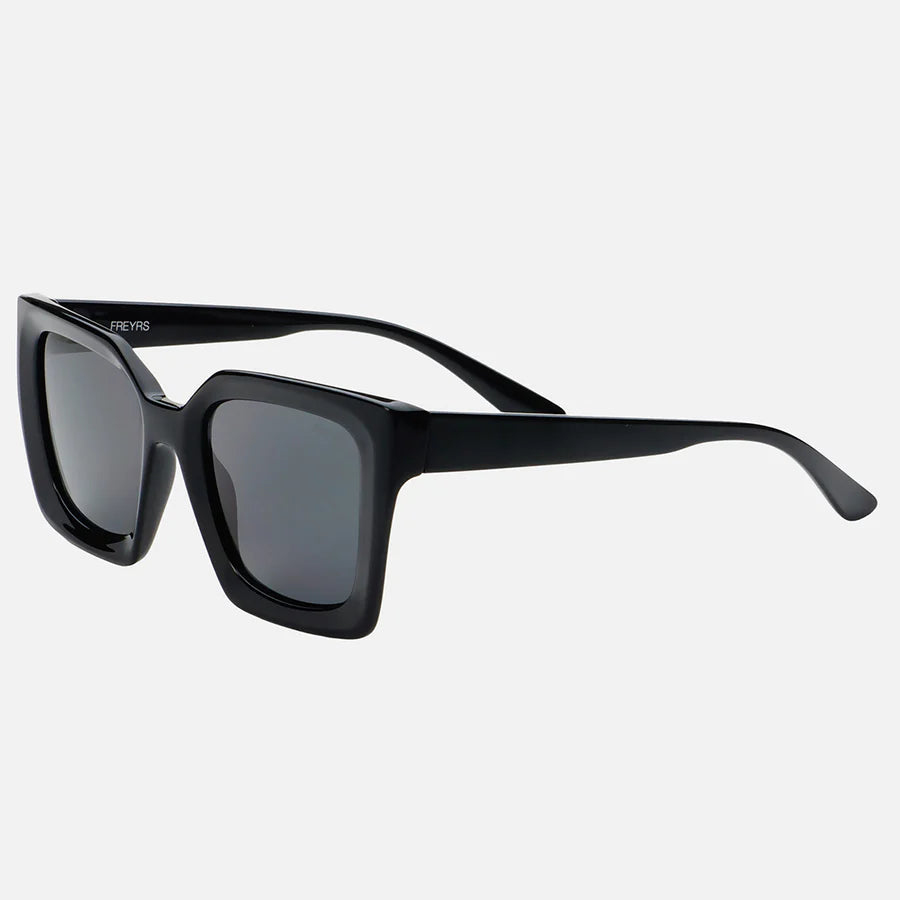 FREYRS Coco Square Sunglasses in Black