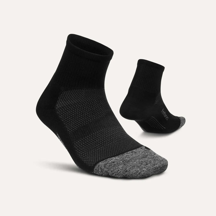 Feetures Elite Ultra Light Quarter Sock in Black